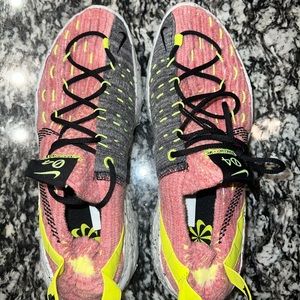 Women’s Nike Space Hippies Size 7.5